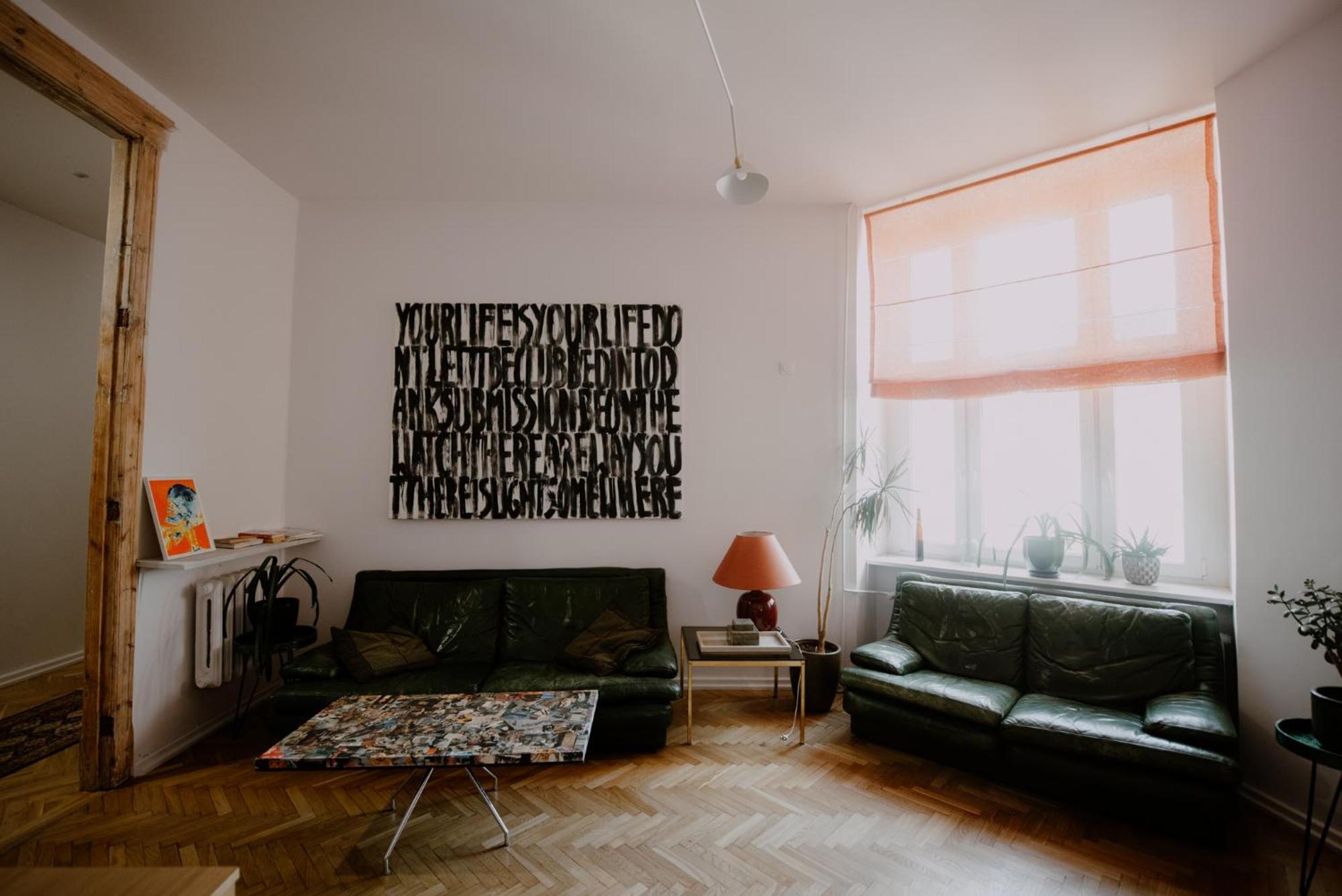 Apartment Space Age